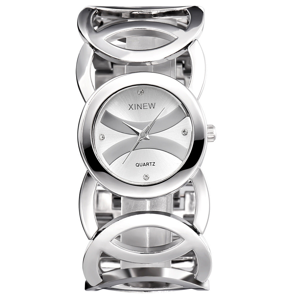 Fashionable Women's Quartz Watch with Stainless Steel Bracelet